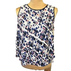 White House Black Market Geometric Layered Shell Key Hole on Back Small